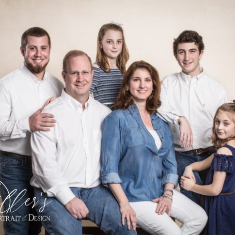 Simpe Family Portrait on Creme Backdrop